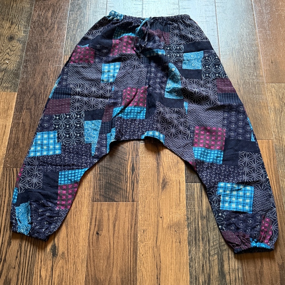 Harlem Patchwork Boho Hippie Pants  100% Linen
Size Small